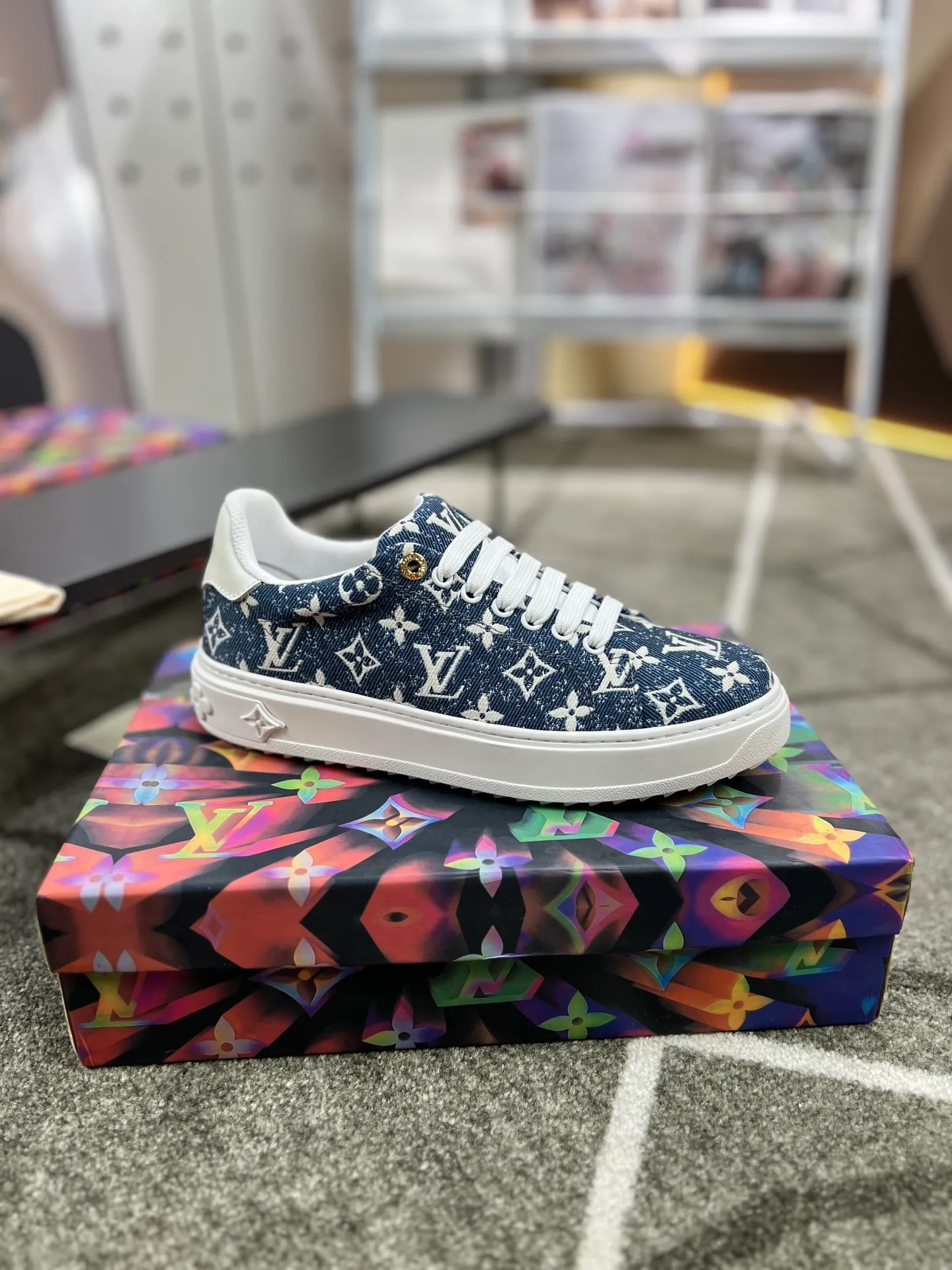 Factory price: 520💰LOUIS VUITTON [Louis VUITTON] New trendy Lv is on the market🎁, casual and fashionable men's shoes👟The upper is made of imported original fabric + cowhide mesh lining, the original wear-resistant rubber outsole, the version is simple and elegant, exclusive for trendy men, six colors available, code number: 38-44, customized 45, 46